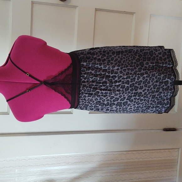Victoria's Secret Leopard Print Racer Back Empire Waist Nightgown S - Picture 3 of 9
